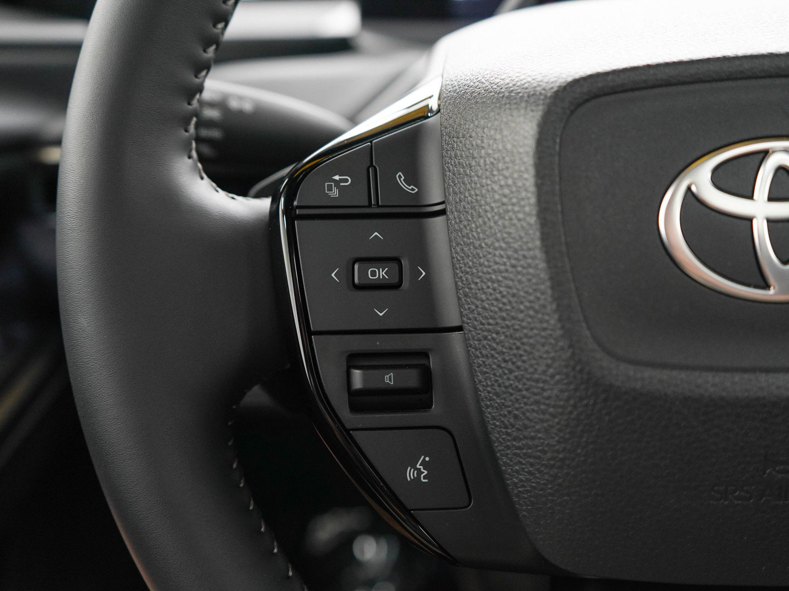 Certified 2026 Toyota bZ AWD/4WD image 24