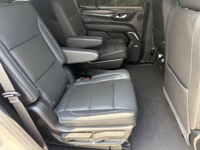 Used 2021 GMC Yukon Denali w/ Denali Premium Package AWD/4WD image 15