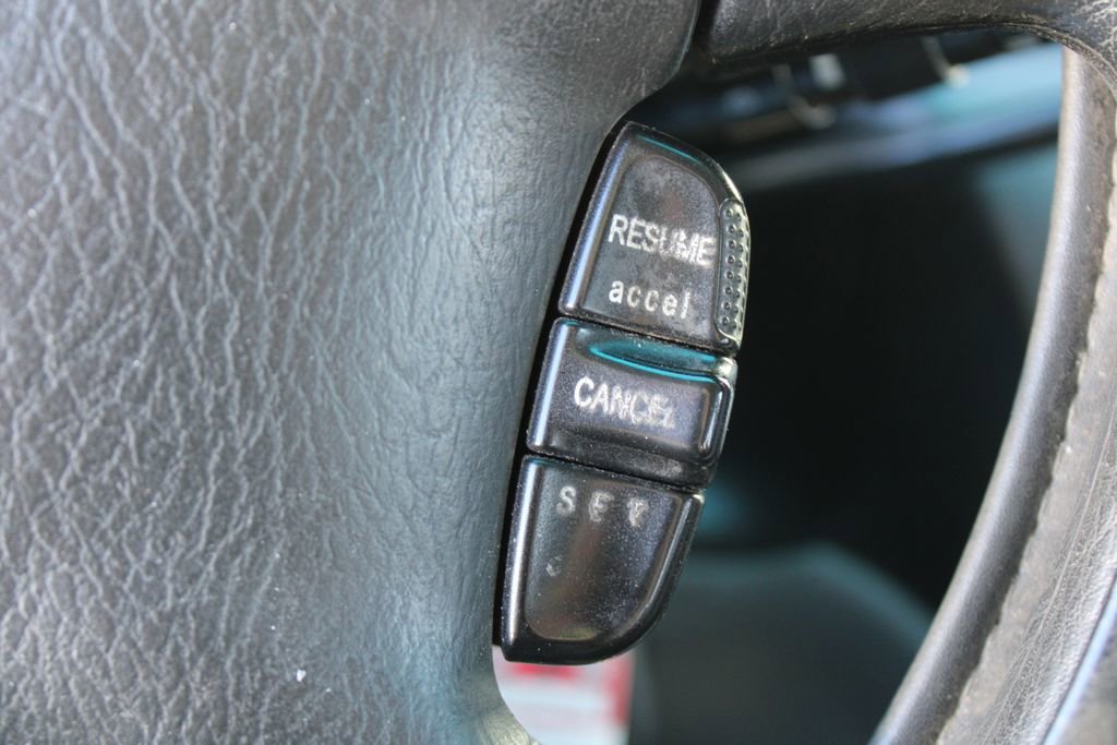 Used 2004 Honda Odyssey EX image 23