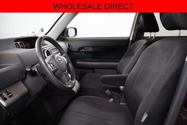 Used 2009 Scion xB FWD image 11