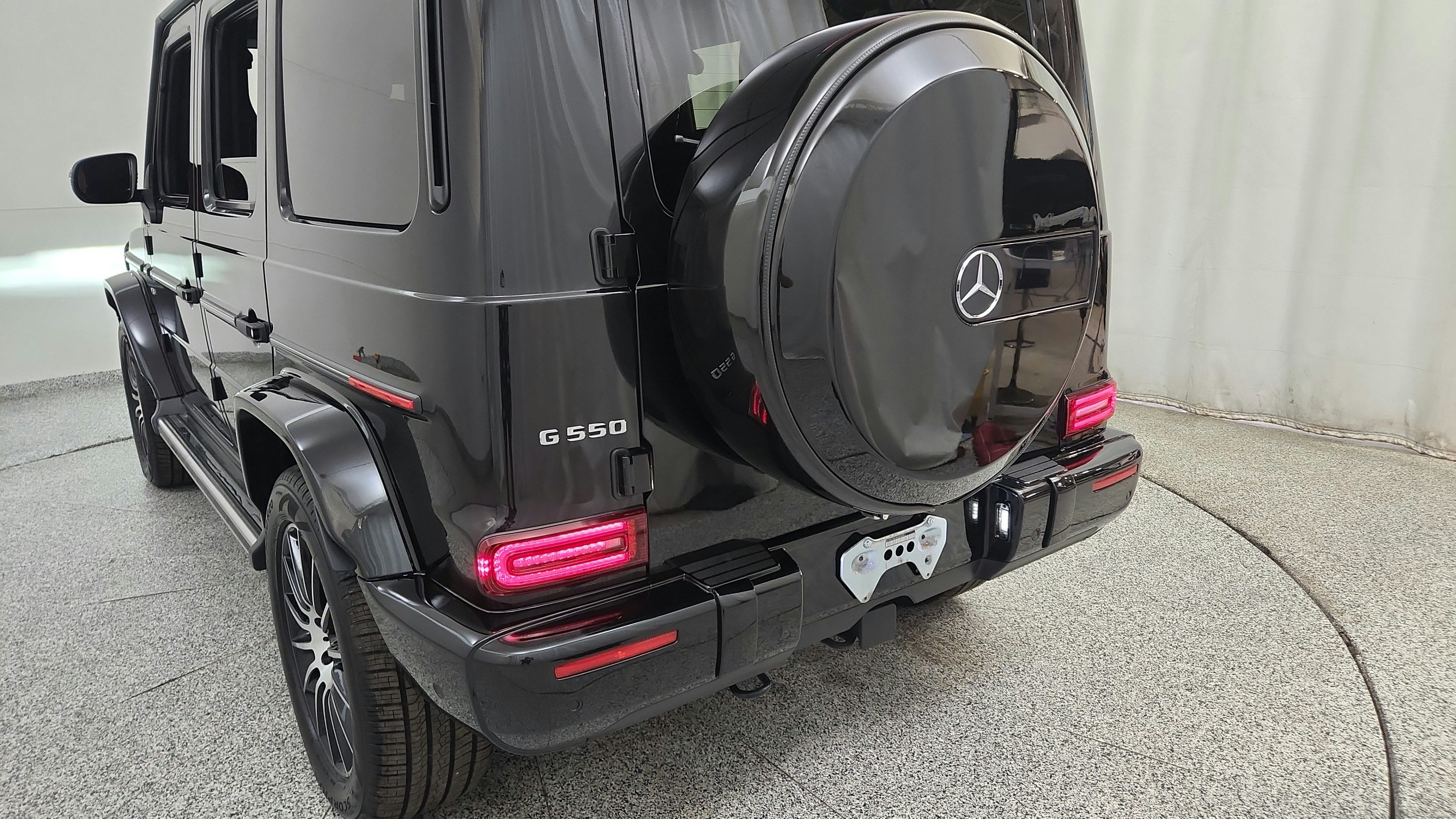 Used 2022 Mercedes-Benz G 550 image 31