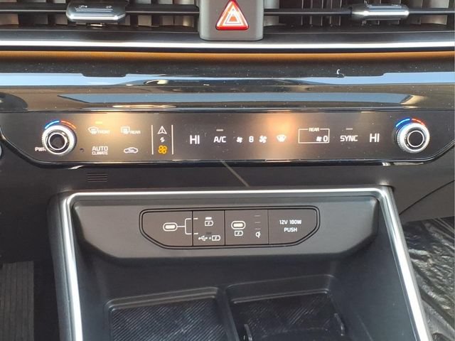 Used 2025 Kia Carnival SX Prestige FWD image 23
