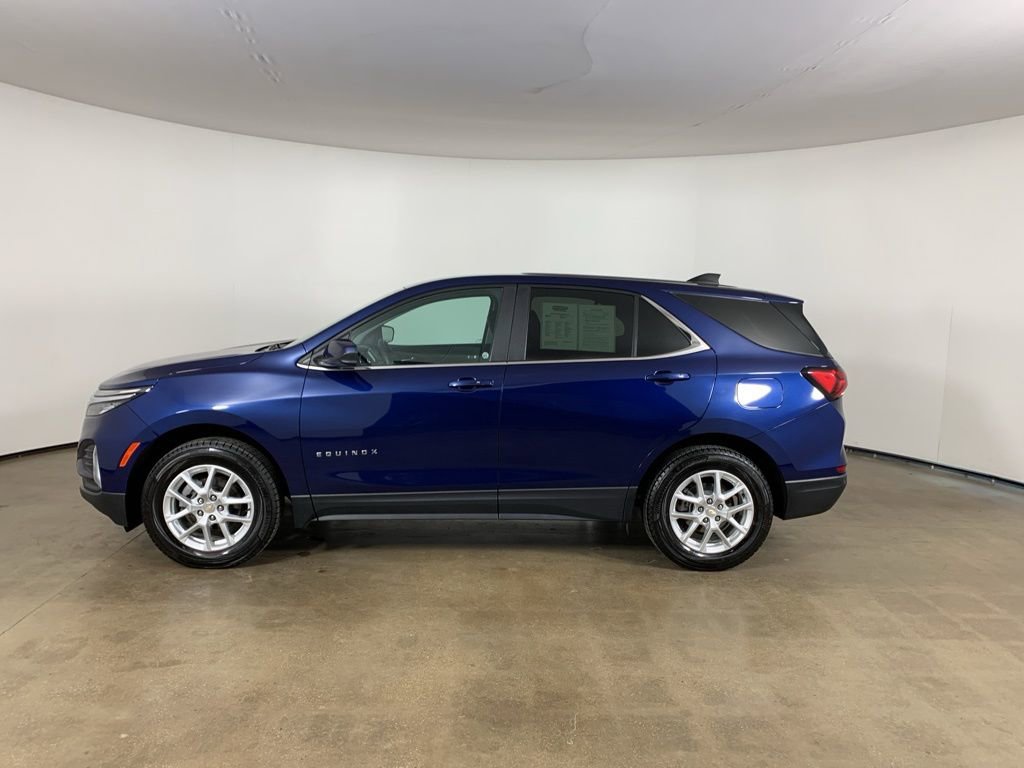 Used 2023 Chevrolet Equinox LT w/ Driver Convenience Package AWD/4WD image 16