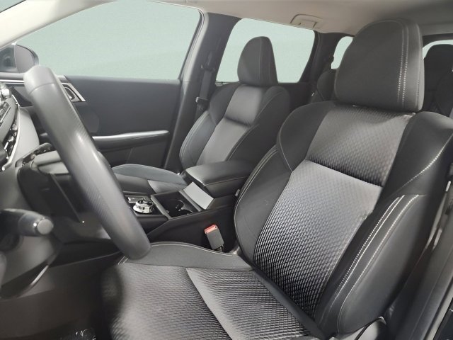 Used 2022 Mitsubishi Outlander ES image 18
