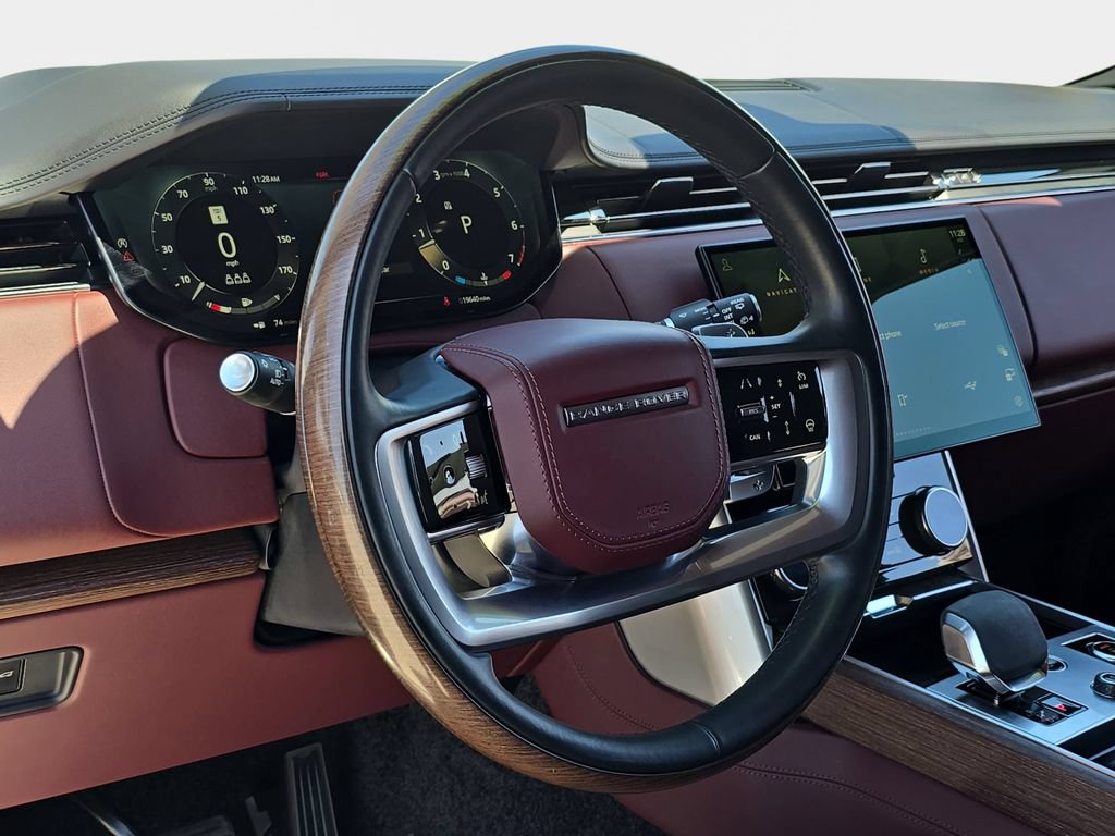 Certified 2023 Land Rover Range Rover Autobiography AWD/4WD image 17