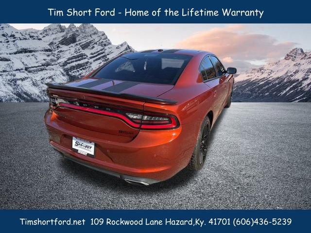 Used 2021 Dodge Charger SXT w/ Blacktop Package image 6