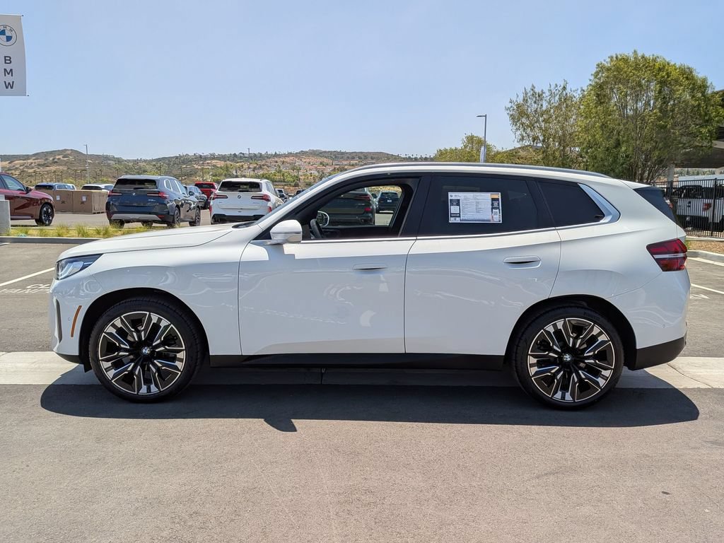 Certified 2025 BMW X3 xDrive30i w/ M Sport Package AWD/4WD image 5