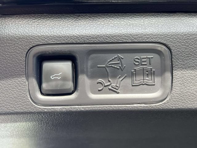 Certified 2022 Ford Expedition Max Limited AWD/4WD image 13