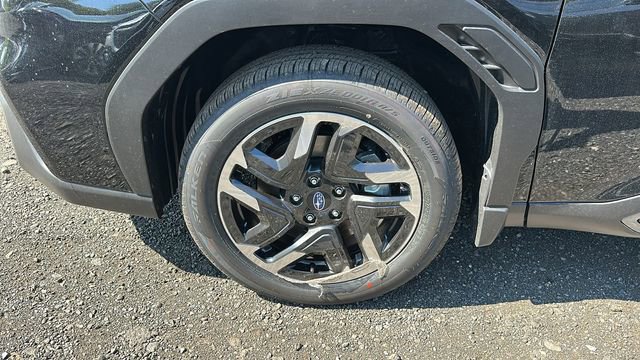 New 2025 Subaru Forester Limited image 5