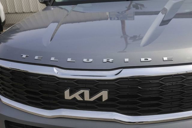Used 2022 Kia Telluride LX image 8