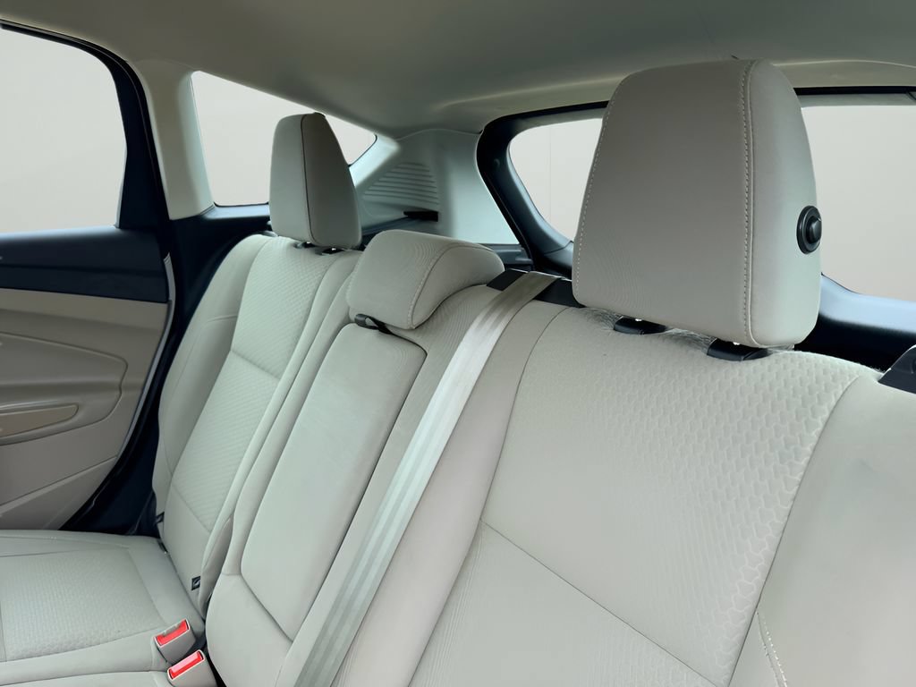 Used 2018 Ford C-MAX SE FWD image 10