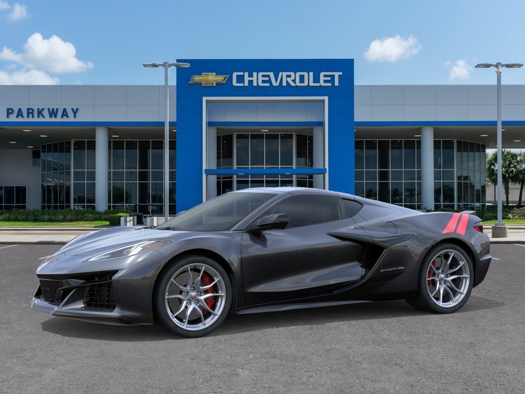 New 2027 Chevrolet Corvette Grand Sport RWD image 2