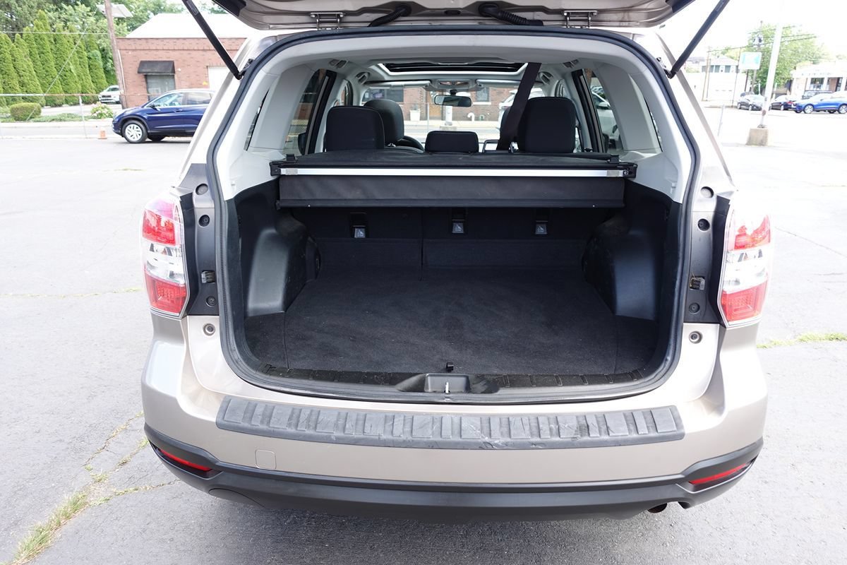 Used 2015 Subaru Forester 2.5i Premium w/ All-Weather Package AWD/4WD image 22