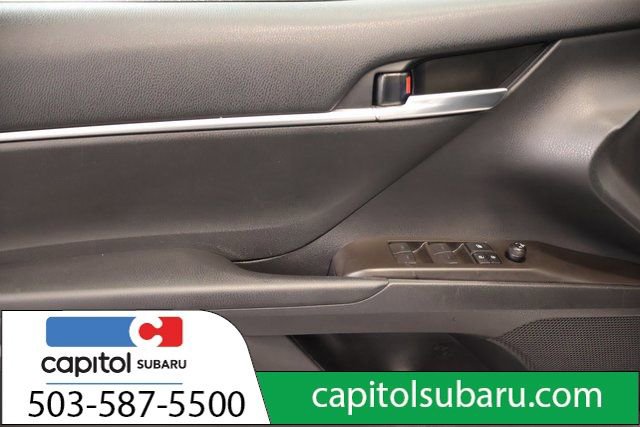 Used 2021 Toyota Camry SE w/ Cold Weather Package image 10