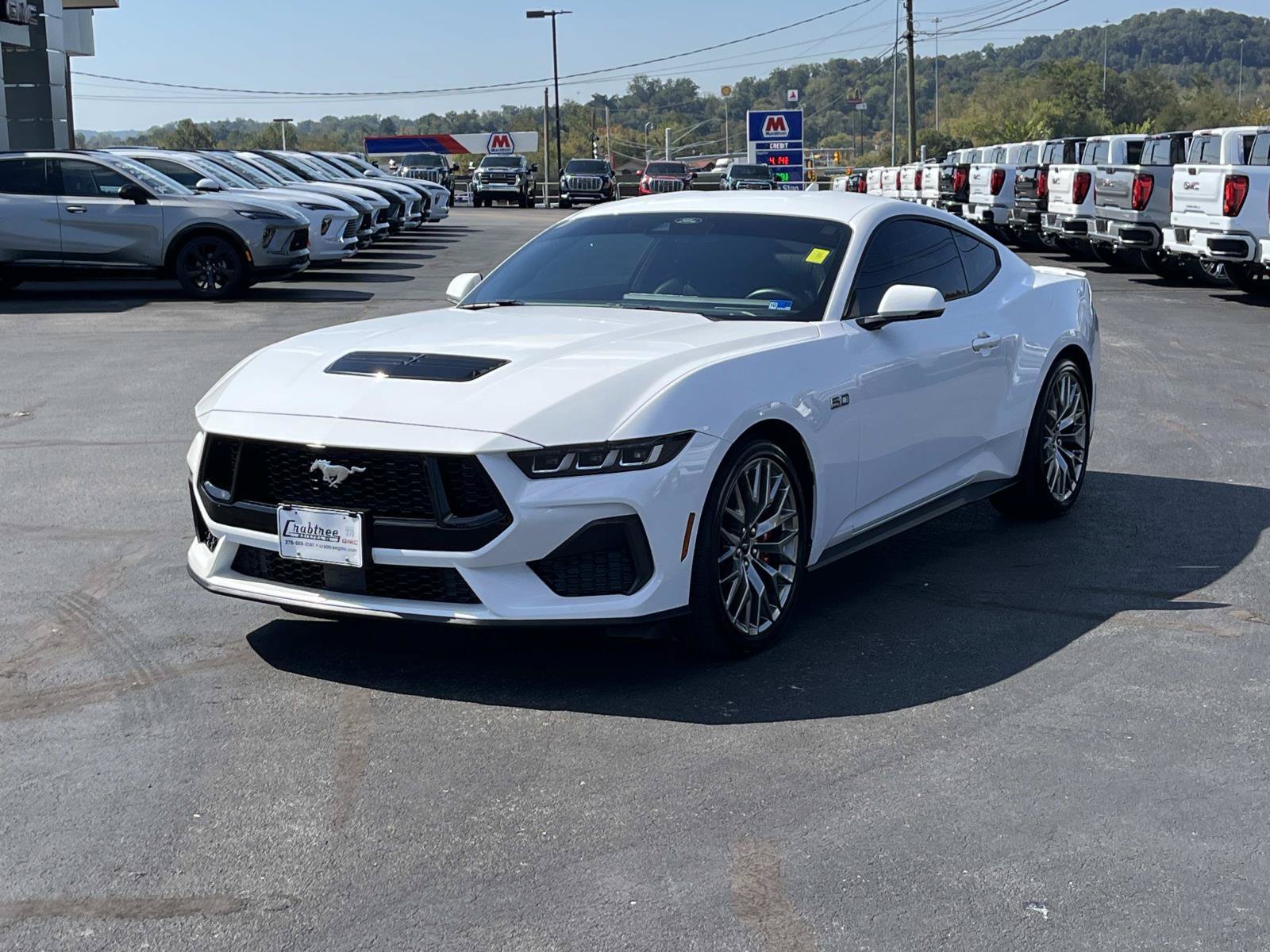 Used 2024 Ford Mustang GT Premium RWD image 8