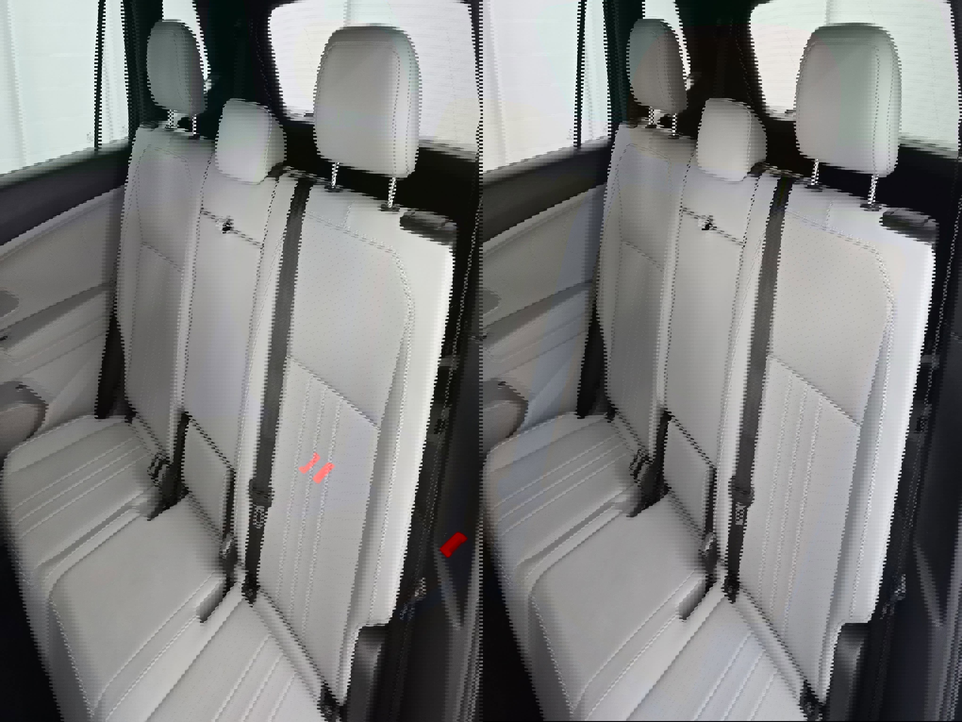 Certified 2024 Volkswagen Tiguan SE R-Line image 14