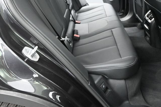 Used 2025 BMW X4 xDrive30i AWD/4WD image 16
