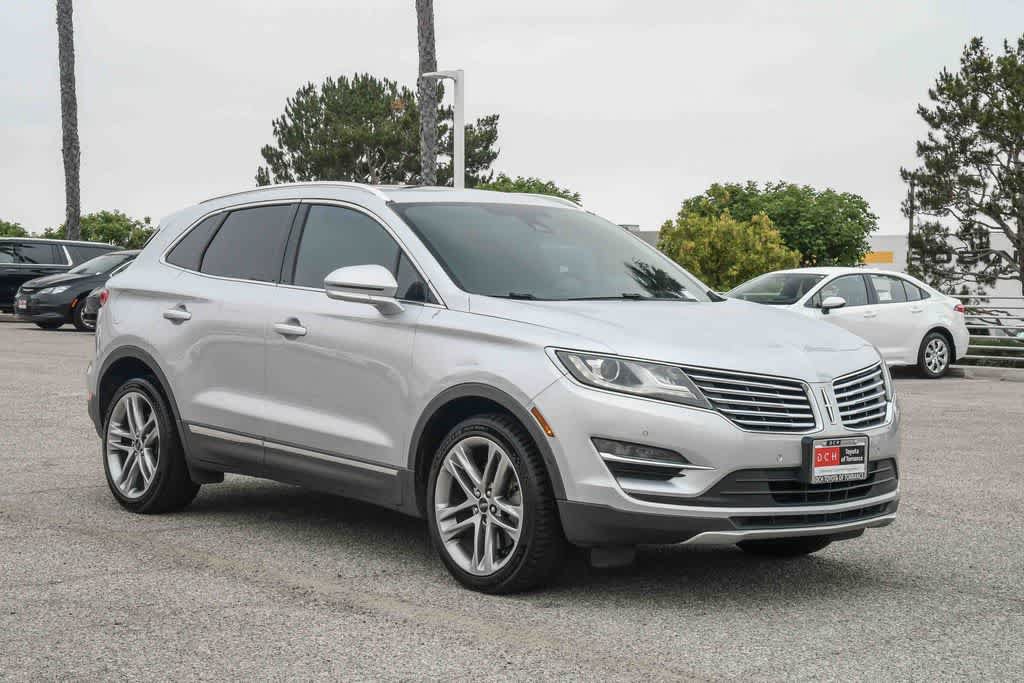 Used 2017 Lincoln MKC Reserve AWD/4WD image 3