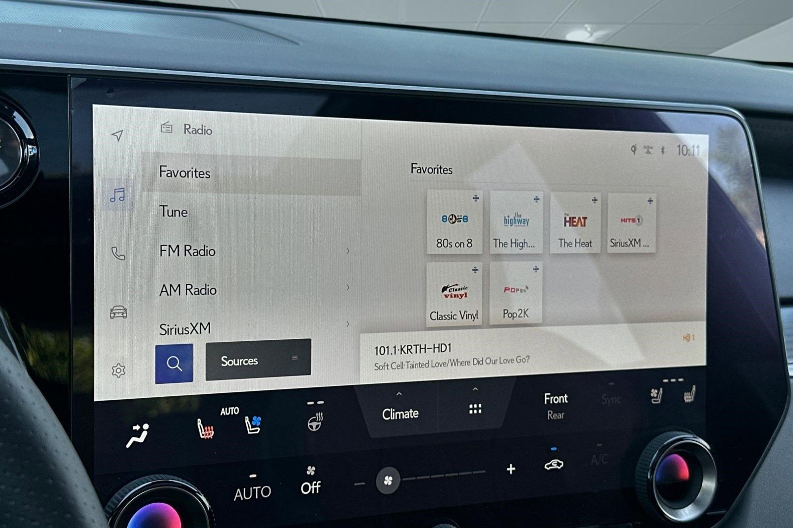 Certified 2023 Lexus RX 500h F Sport w/ Accessory Package (Z1) image 26