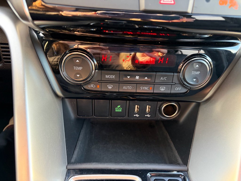 Used 2024 Mitsubishi Eclipse Cross SE image 32