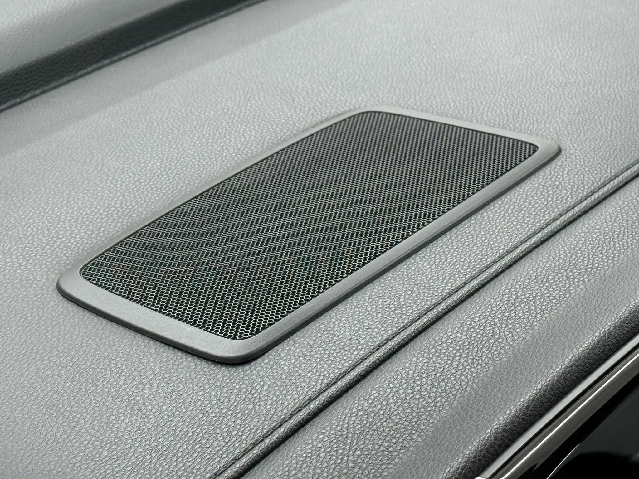 Used 2017 Honda Ridgeline Black Edition image 40