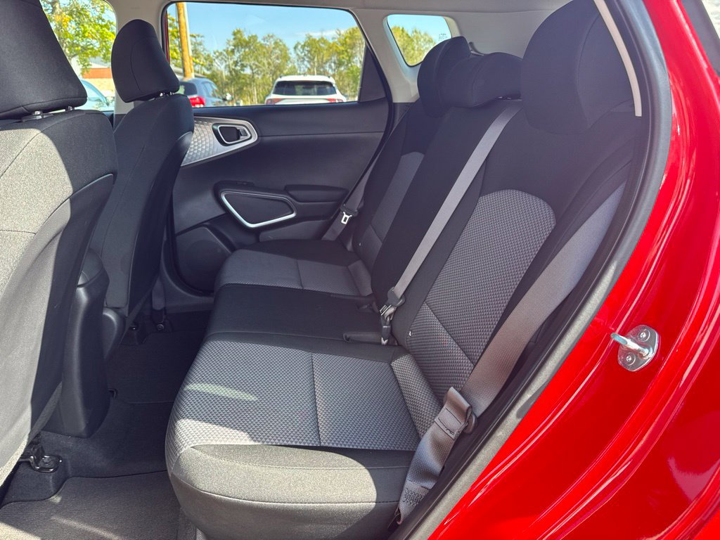 Used 2023 Kia Soul LX w/ Option Group 015 FWD image 11