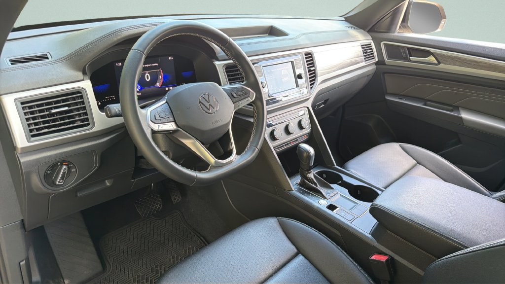Used 2023 Volkswagen Atlas Cross Sport SE FWD image 27