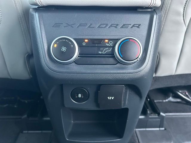 Used 2025 Ford Explorer Active w/ Active Comfort Package AWD/4WD image 39