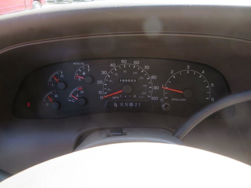 Used 2000 Ford Excursion XLT image 17