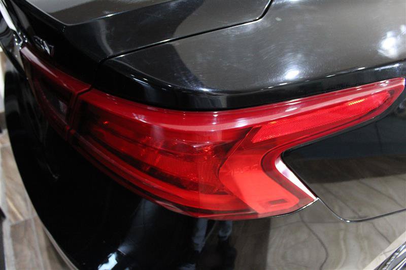 Used 2016 Nissan Maxima 3.5 SV FWD image 11
