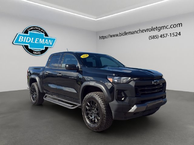 Used 2024 Chevrolet Colorado Trail Boss w/ Safety Package AWD/4WD image 1