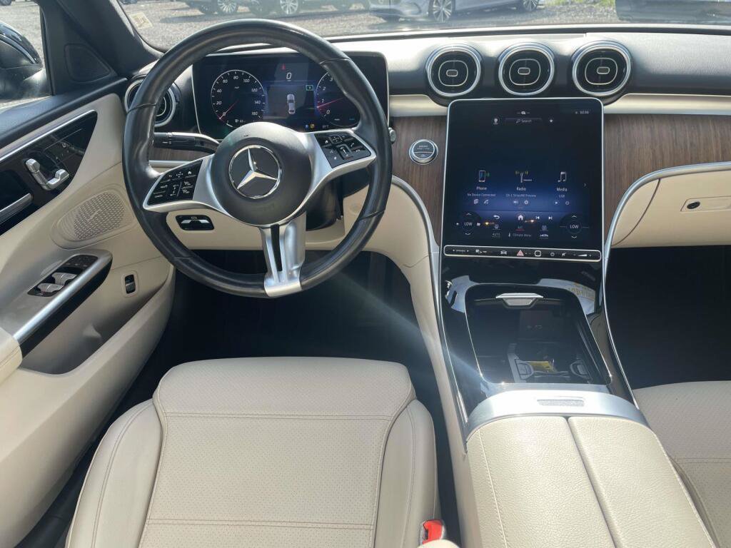Certified 2023 Mercedes-Benz C 300 4MATIC Sedan image 2
