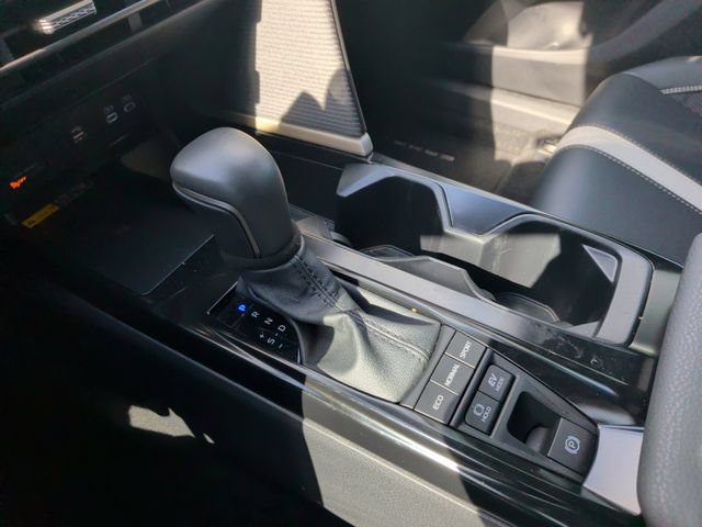 Used 2026 Toyota Camry SE FWD image 24