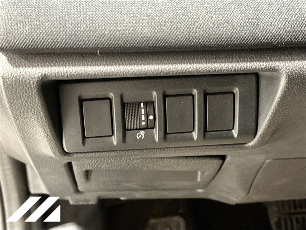 Used 2021 Subaru Outback Premium image 10