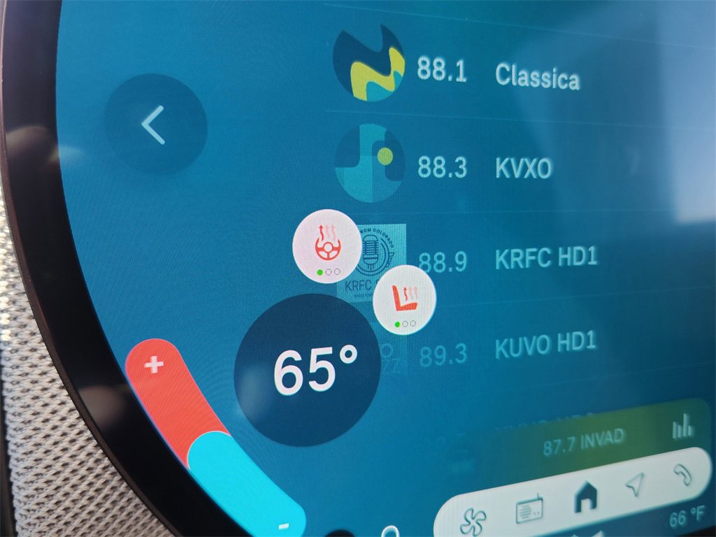 Used 2025 MINI Cooper 2-Door Hardtop image 25