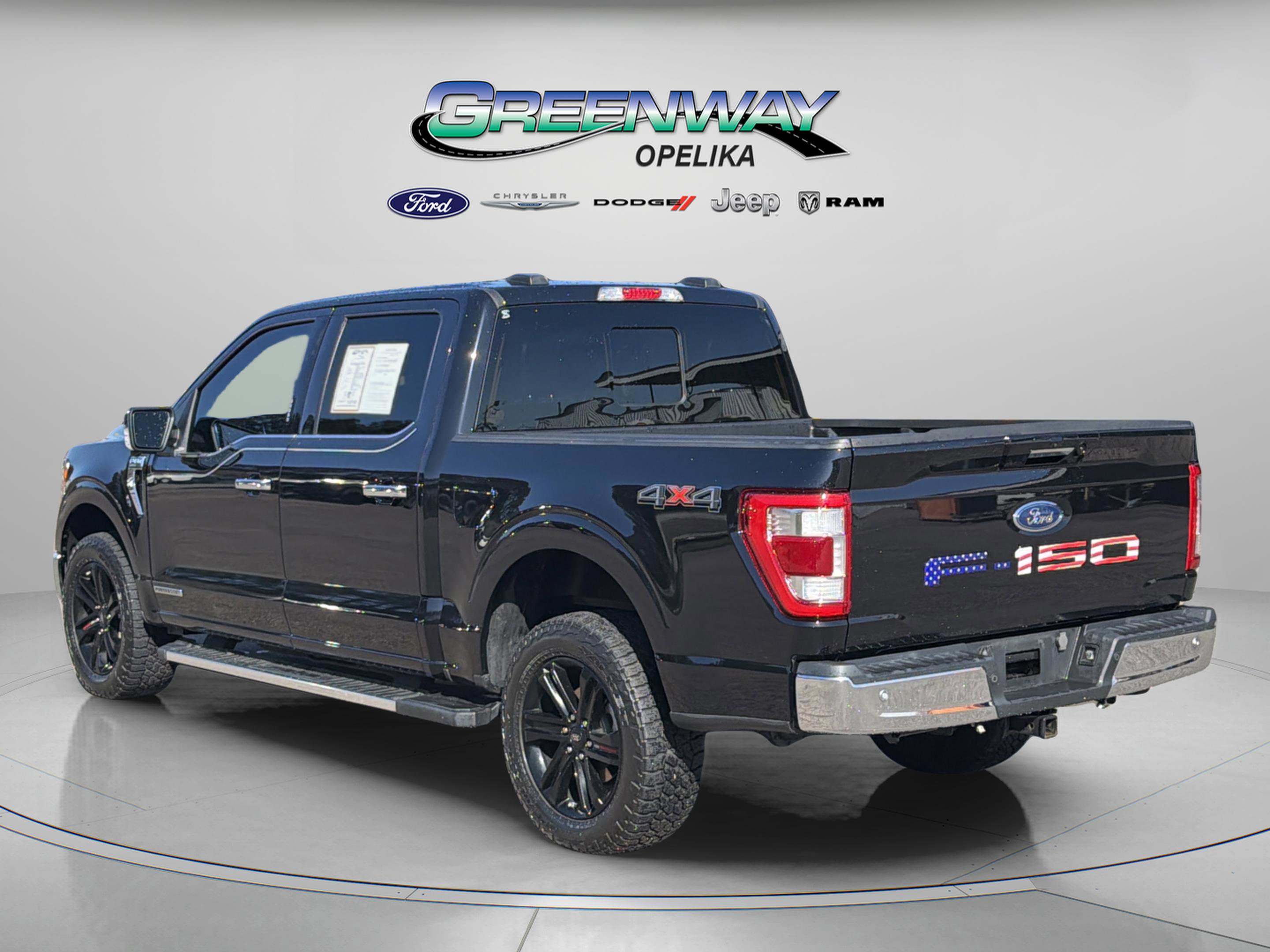 Used 2023 Ford F150 Lariat w/ Trailer Tow Package image 4