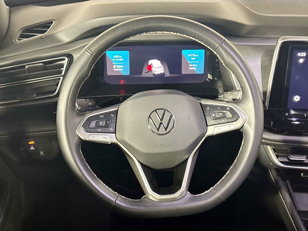 Certified 2024 Volkswagen Atlas Cross Sport SE image 13