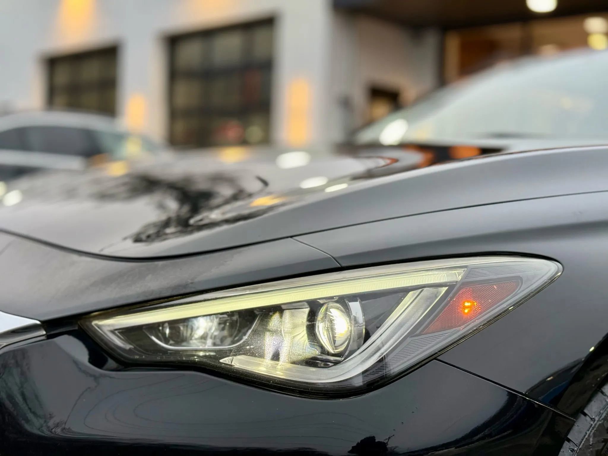 Used 2017 INFINITI Q60 3.0t w/ Cargo Package image 28