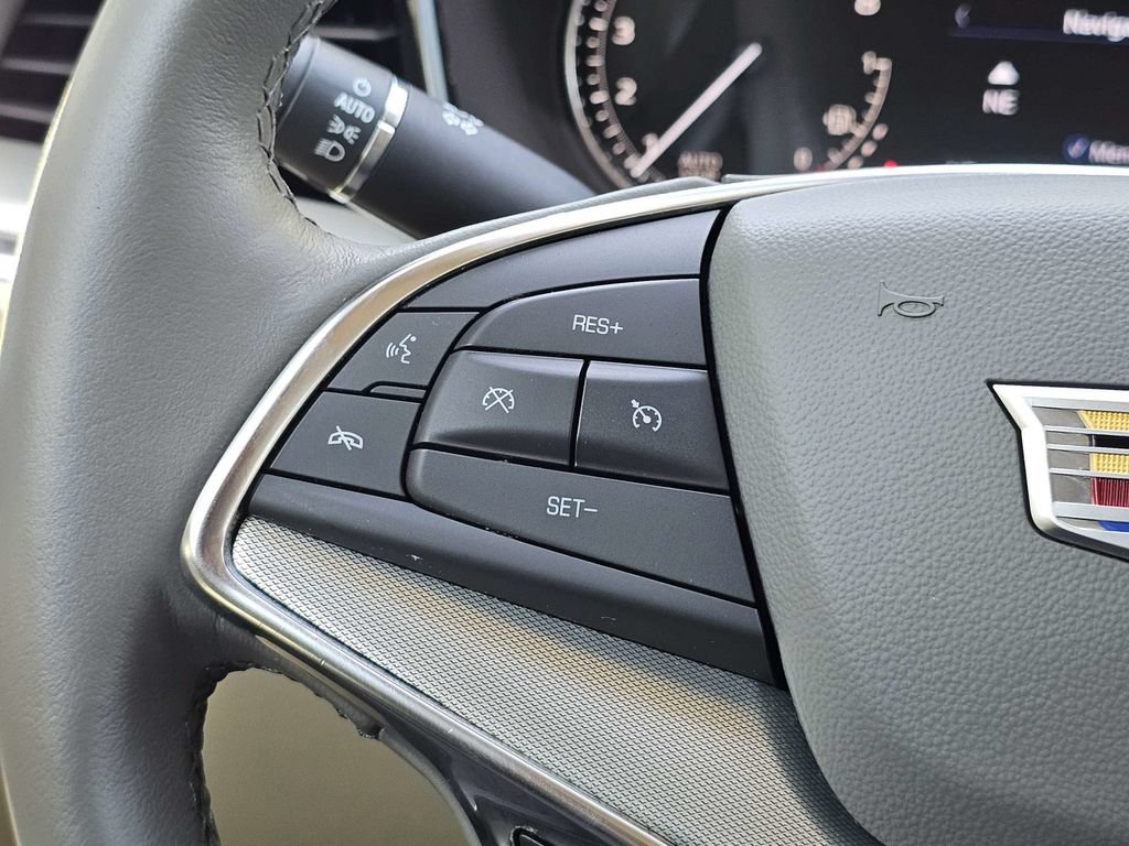 Certified 2024 Cadillac XT5 Premium Luxury FWD image 29
