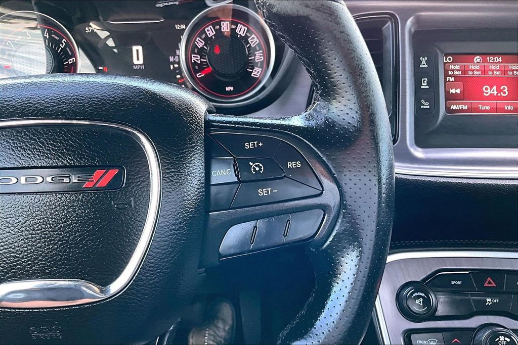 Certified 2016 Dodge Challenger SXT image 7