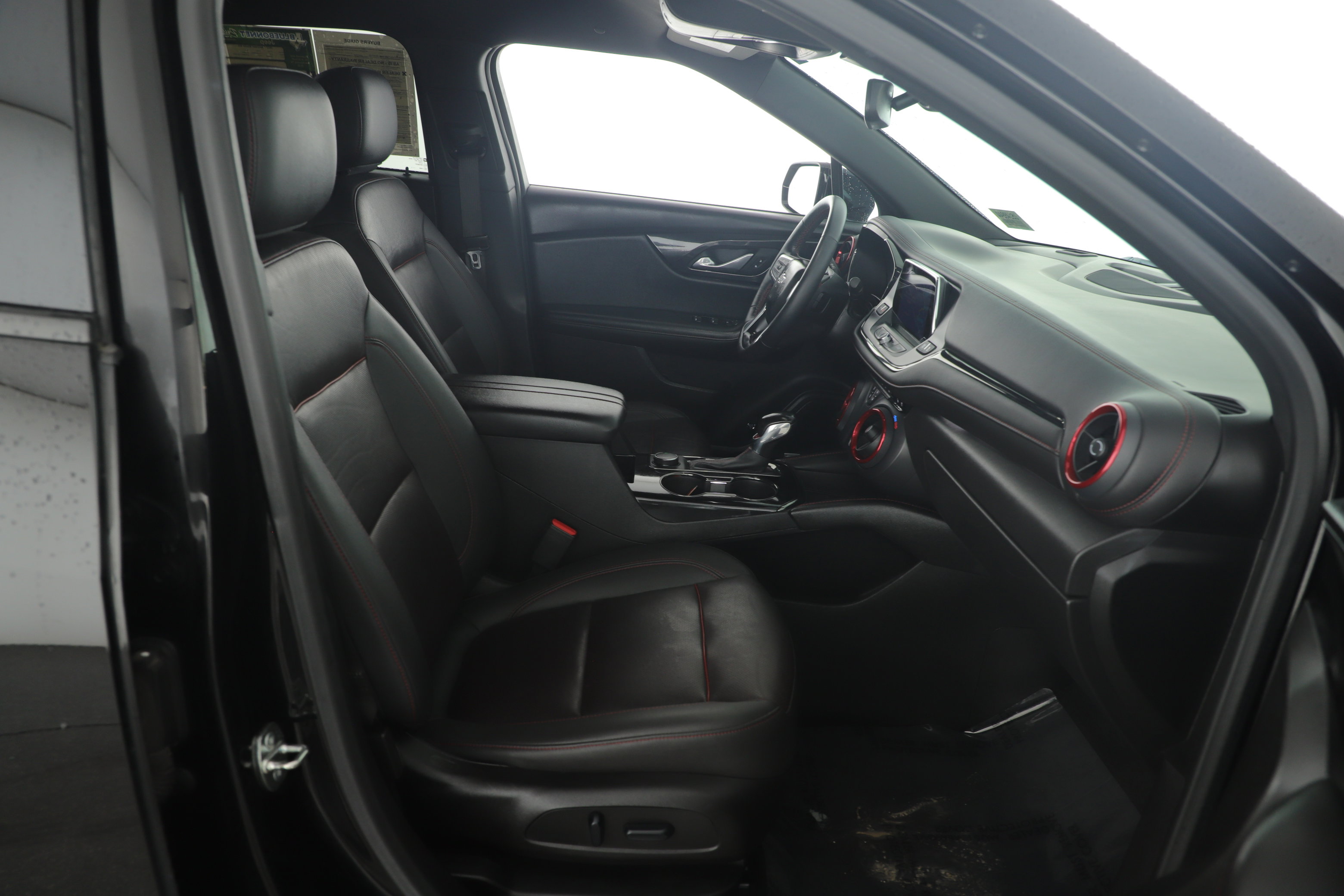 Used 2022 Chevrolet Blazer RS w/ Enhanced Convenience Package image 18