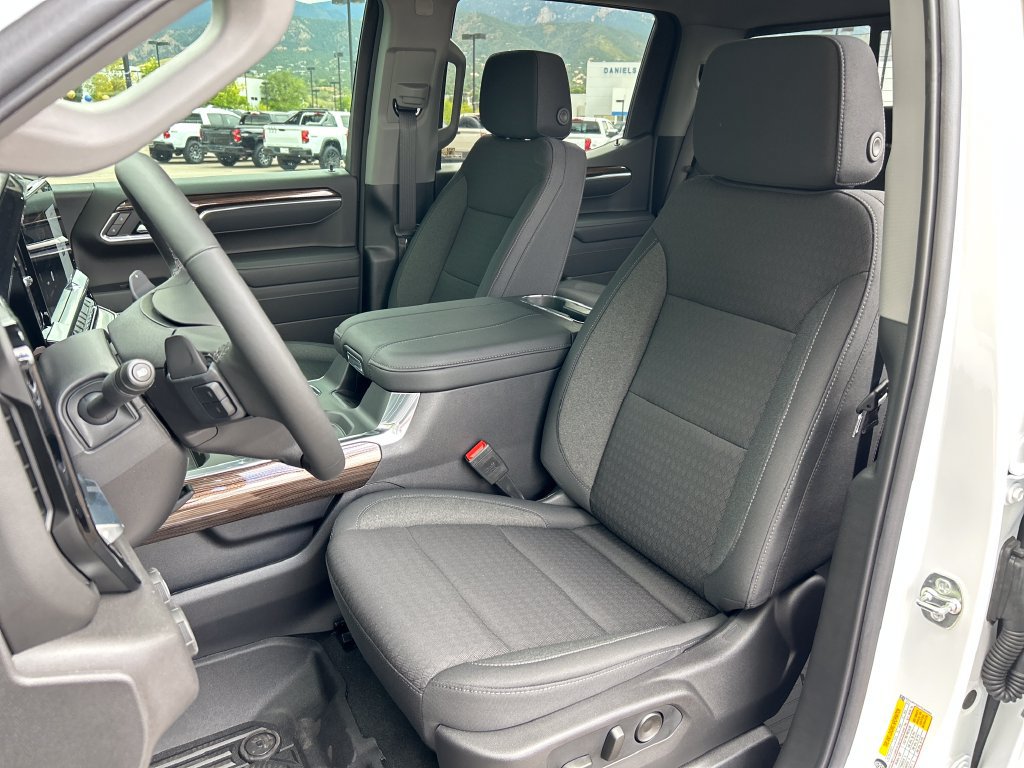 New 2026 Chevrolet Silverado 1500 LT Trail Boss w/ Convenience Package II AWD/4WD image 16
