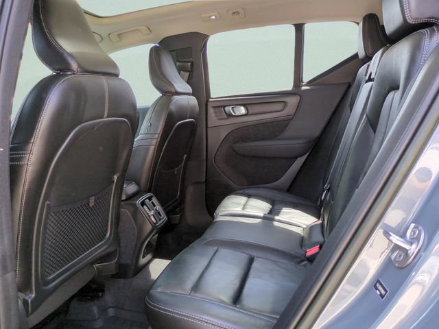 Used 2023 Volvo XC40 B5 Plus w/ Protection Package Premier AWD/4WD image 13