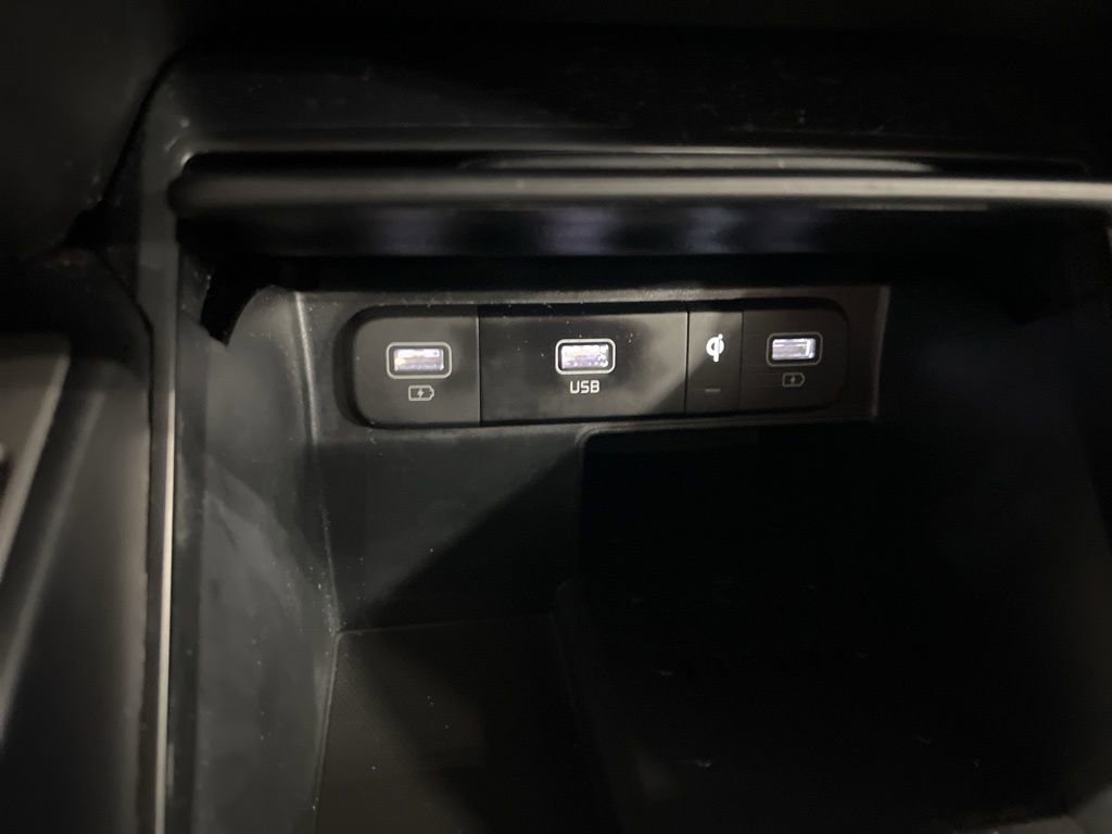 Certified 2023 Kia Sorento S image 57