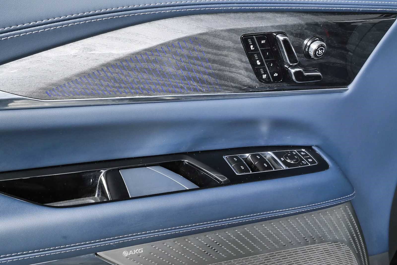 Certified 2026 Cadillac Escalade IQ Sport 2 AWD/4WD image 6