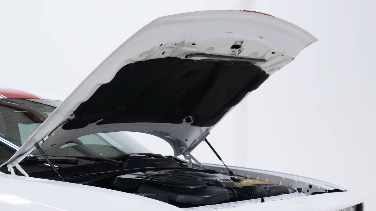 Used 2012 Dodge Challenger SXT RWD image 55