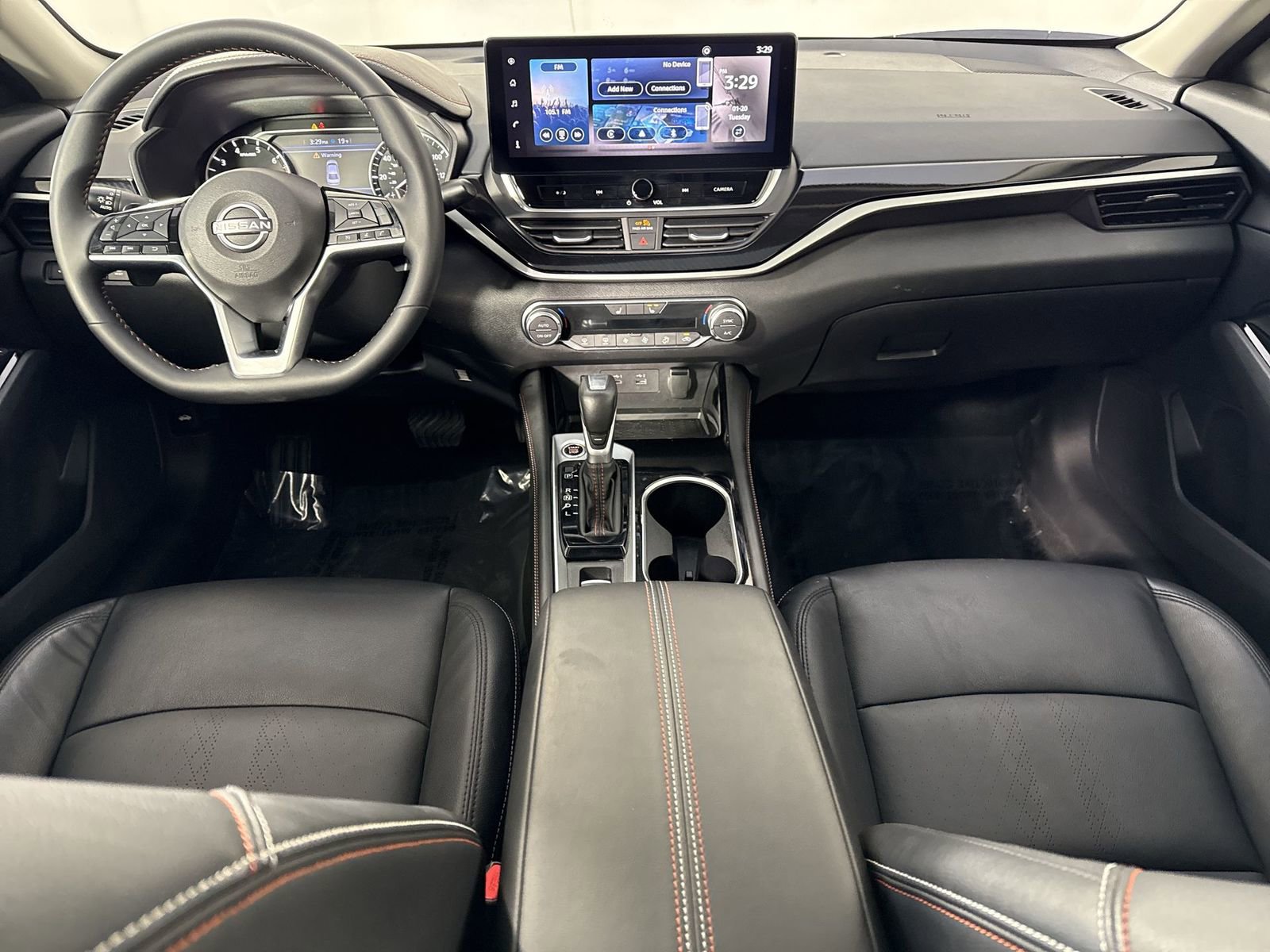 Certified 2025 Nissan Altima 2.5 SR w/ SR Premium Package image 26