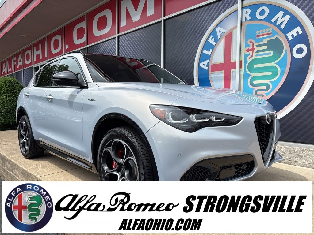 New 2025 Alfa Romeo Stelvio Sprint w/ Veloce Package