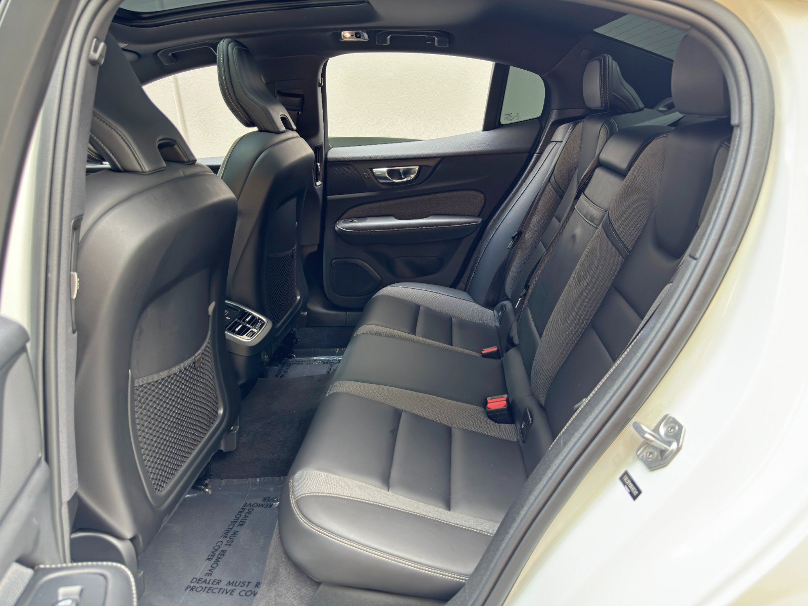 Used 2022 Volvo S60 B5 R-Design w/ Climate Package FWD image 40