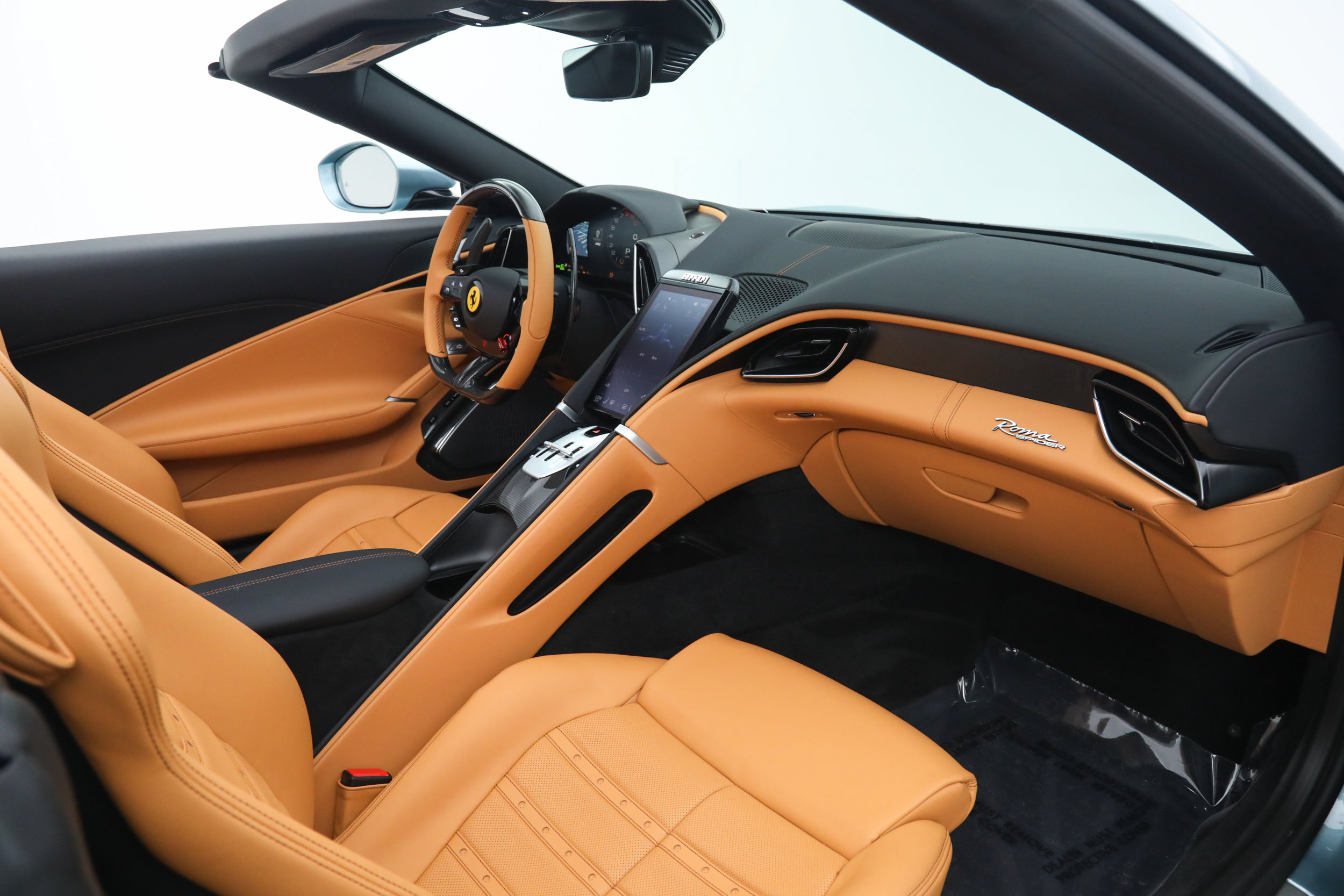 Certified 2025 Ferrari Roma Spider RWD image 21